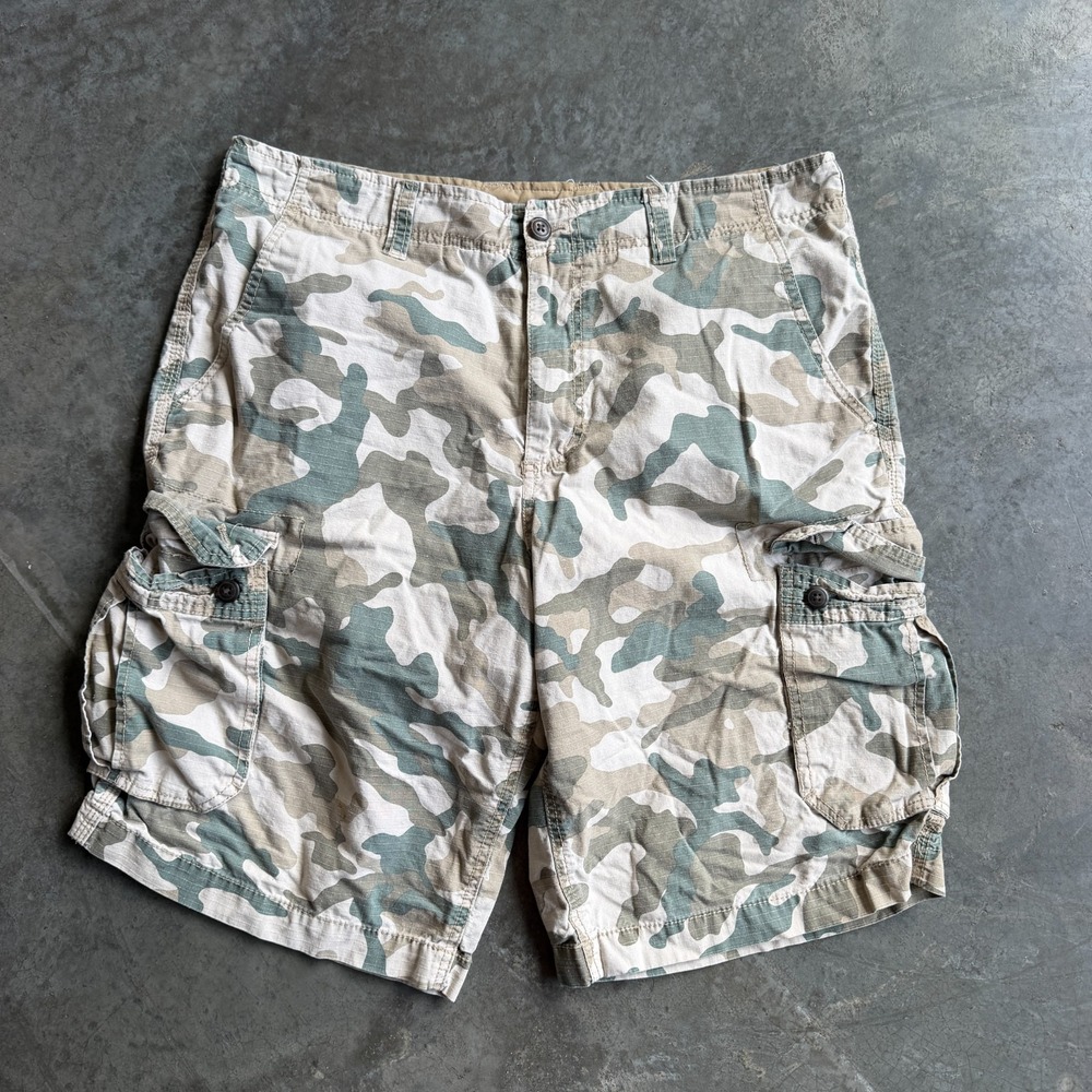 Vintage Y2K Faded Glory Camo Baggy Cargo Shorts Ripstop Material Mens 34x11